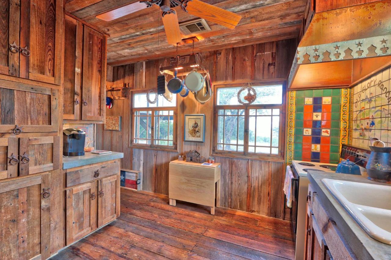 Вилла Log Cabin At Old Glory Ranch Уимберли Экстерьер фото